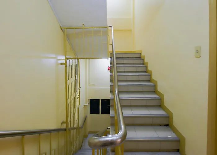 Oyo 840 Orangenest Apartelle 2* Manille
