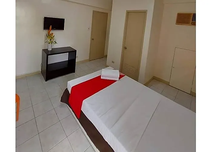 Oyo 840 Orangenest Apartelle 2*