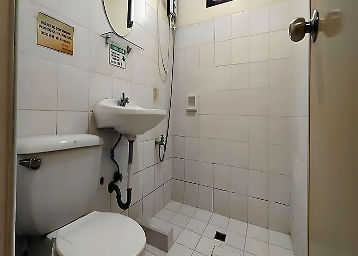 Oyo 840 Orangenest Apartelle 2*